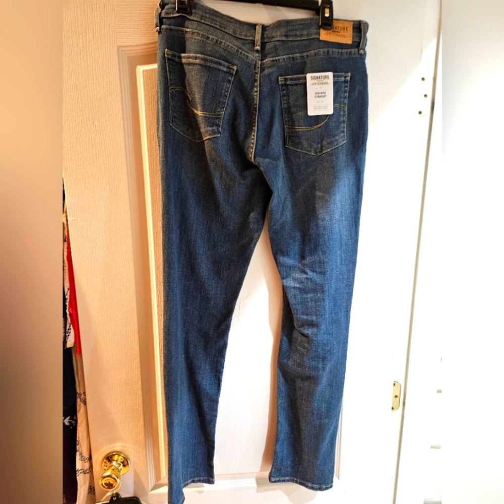 Levi's Women's Size 10 mid rise jeans